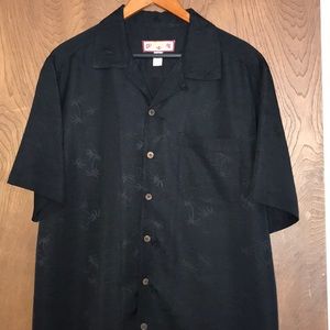 Caribbean Joe black Hawaiian shirt size Medium.